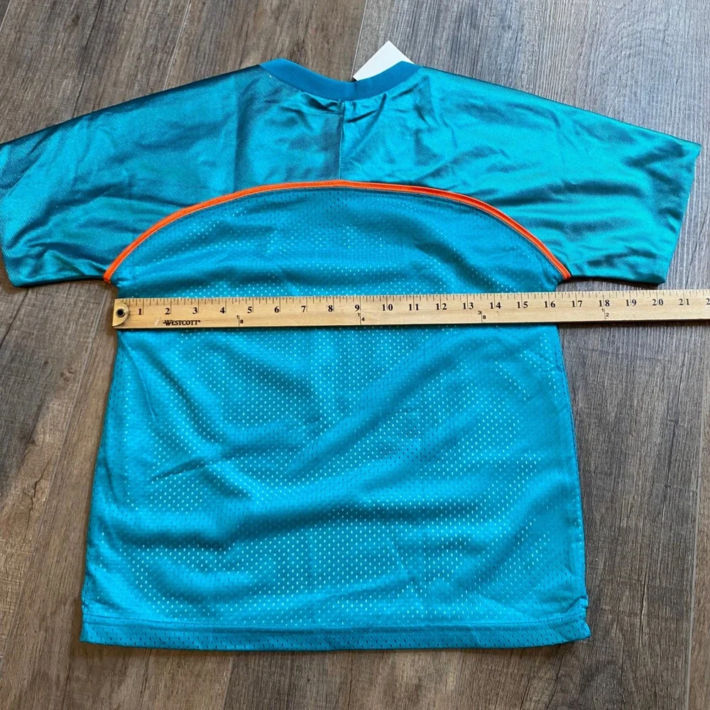 Upward Sports Reversible Basketball Jerseys Youth Teal White Orange Size YM (2)‎